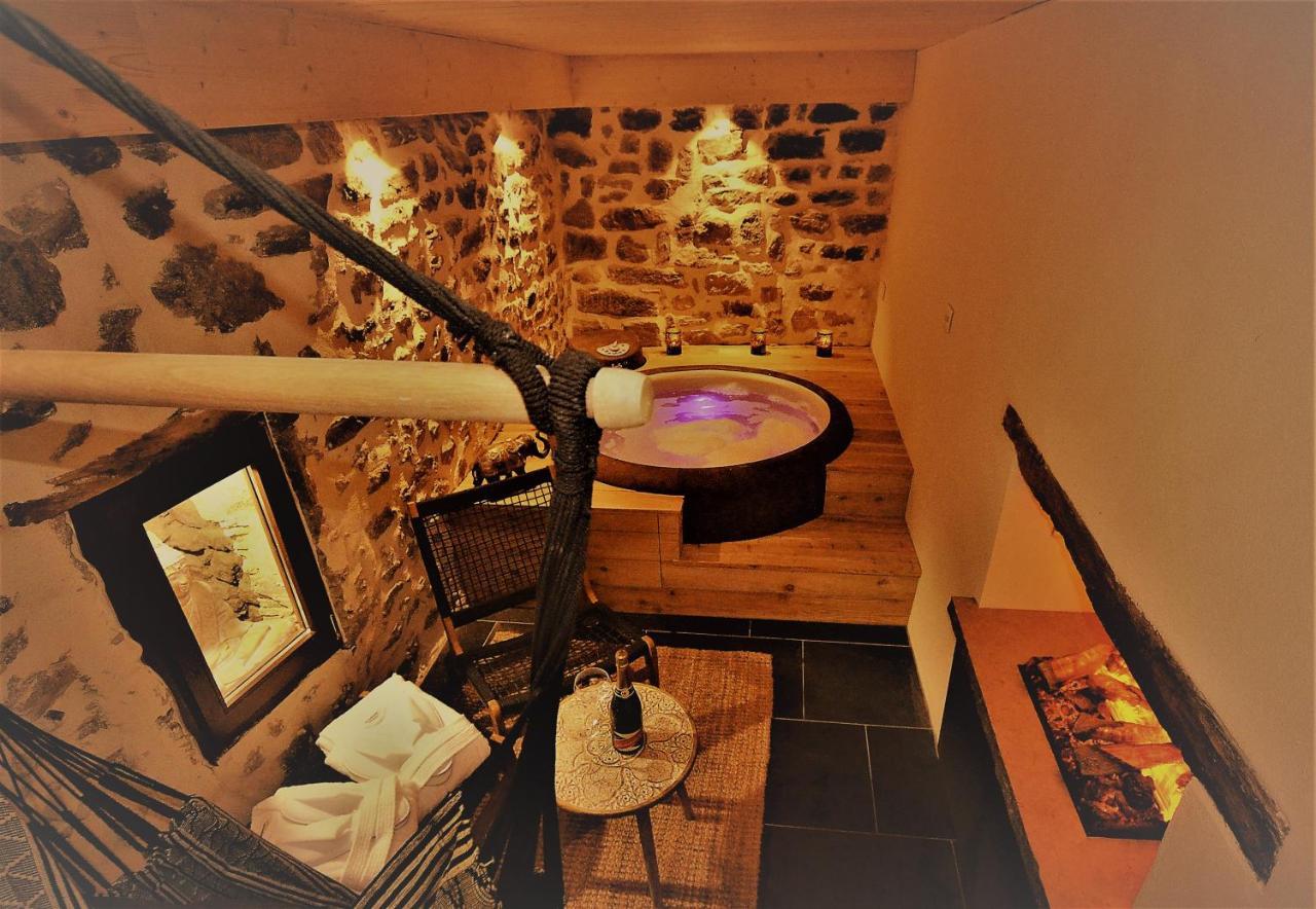 Au Vingtain - Appartement & Spa Atypique Brindas Exteriér fotografie